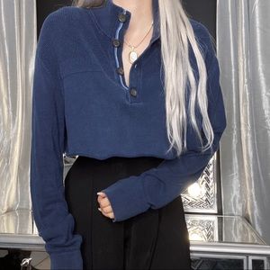 Banana Republic Blue long sleeve crop top